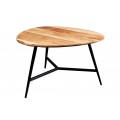 Moderní světlý hnědý trojúhelníkový konferenční stolek Dalbergio s vrchní deskou z masivního akáciového dřeva 60 cm