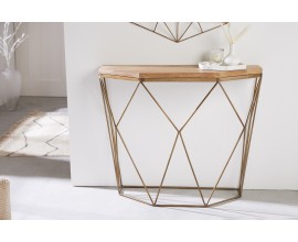 Designový art-deco zlato hnědý konzolový stolek Xoia se šestiúhelníkovou vrchní deskou z masivního mangového dřeva a kovovou podstavou s diamantovým vzorem
