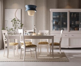Moderní masivní bílá jídelní sestava Amberes ve venkovském stylu se vzorovaným čalouněním židlí
